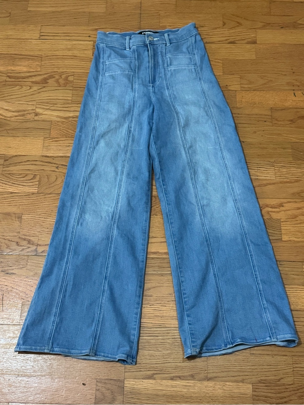 Express Wide Leg Super High-Rise High-Waist Light Blue Jeans women’s Size 4